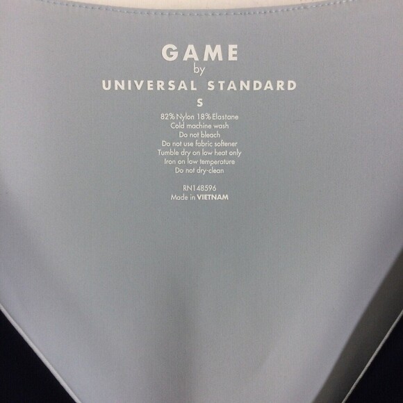 Universal Standard The Game V-Neck Sleeveless Asymmetrical Hem Top Navy Small - Picture 2 of 5